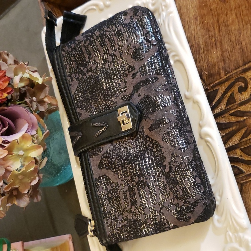 Miss Me Foiled Clutch / Wallet